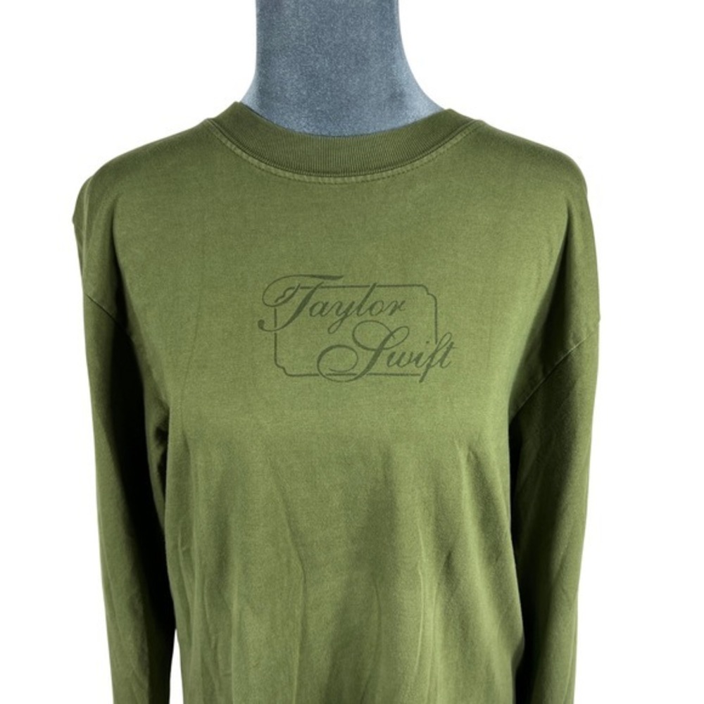 Taylor Swift Evermore Album Long Sleeve T-Shirt Forest Green Ombre Sz Medium - Picture 7 of 9